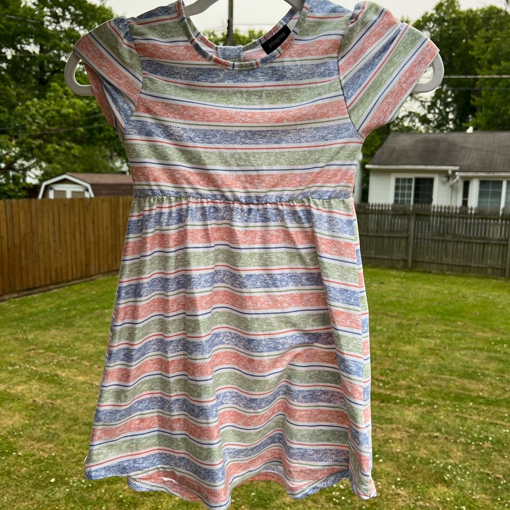 Picapino Striped Knit Short Sleeve Dress w/Back Peep-a-Boo Cut-Out size 6X